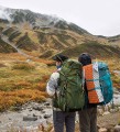 Lekki i wytrzymały plecak NatureHike 55 l w użyciu.