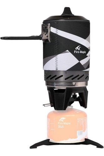 Kuchenka turystyczna Fire-Maple FMS-X2 z czarno-białą osłoną neoprenową.